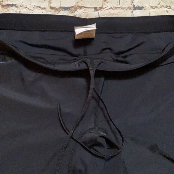 NWT Nike Swim Strength Size 36 Black - Picture 8 of 8